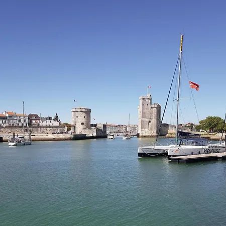 3 Bedroom Awesome In 別荘