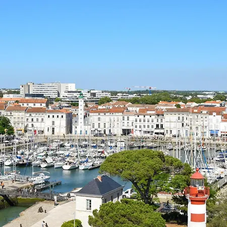 3 Bedroom Awesome In *