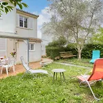 3 Bedroom Beautiful Home In Lagord