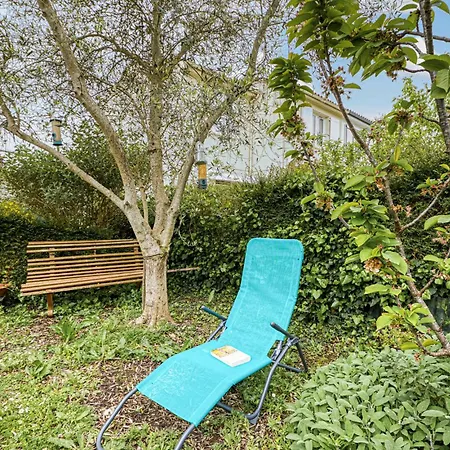 Hébergement de vacances 3 Bedroom Lovely Home In Lagord *