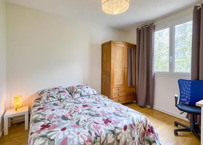 3 Bedroom Awesome In Lagord